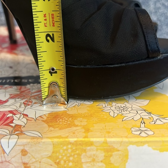 Chinese Laundry Peep Toe Chiffon/Satin Platform Bootie; gently used, 9.5 - Picture 6 of 7